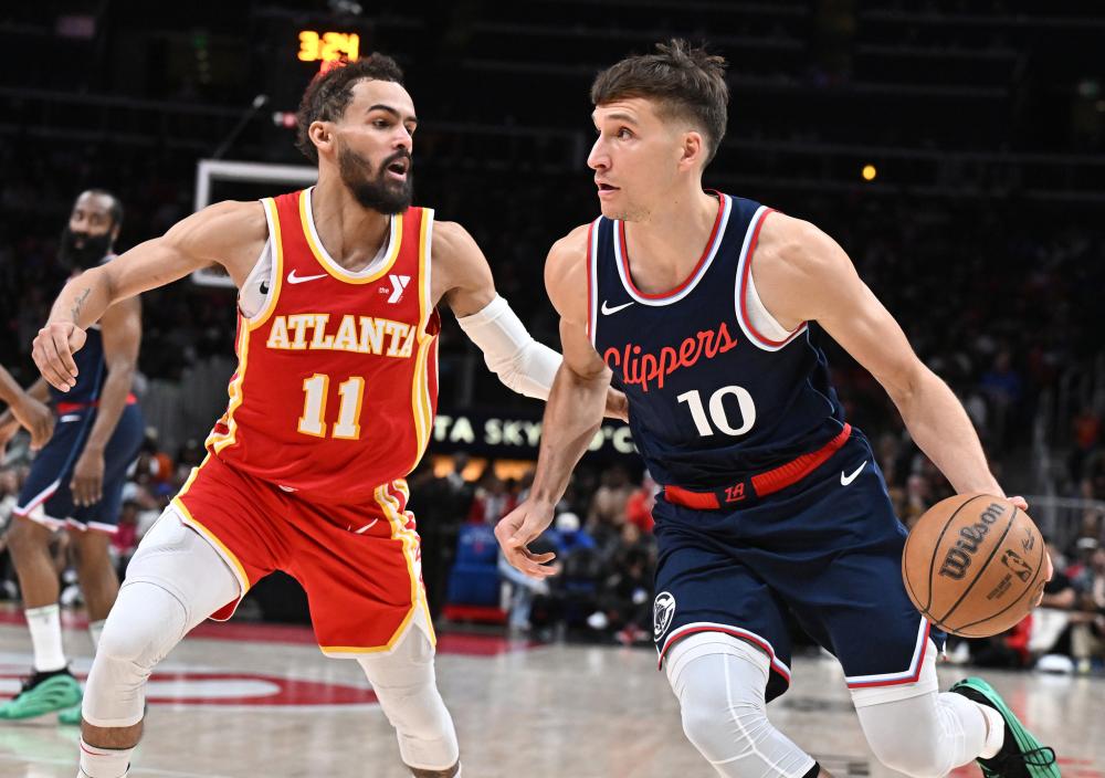 在对抗性的 在对抗性的