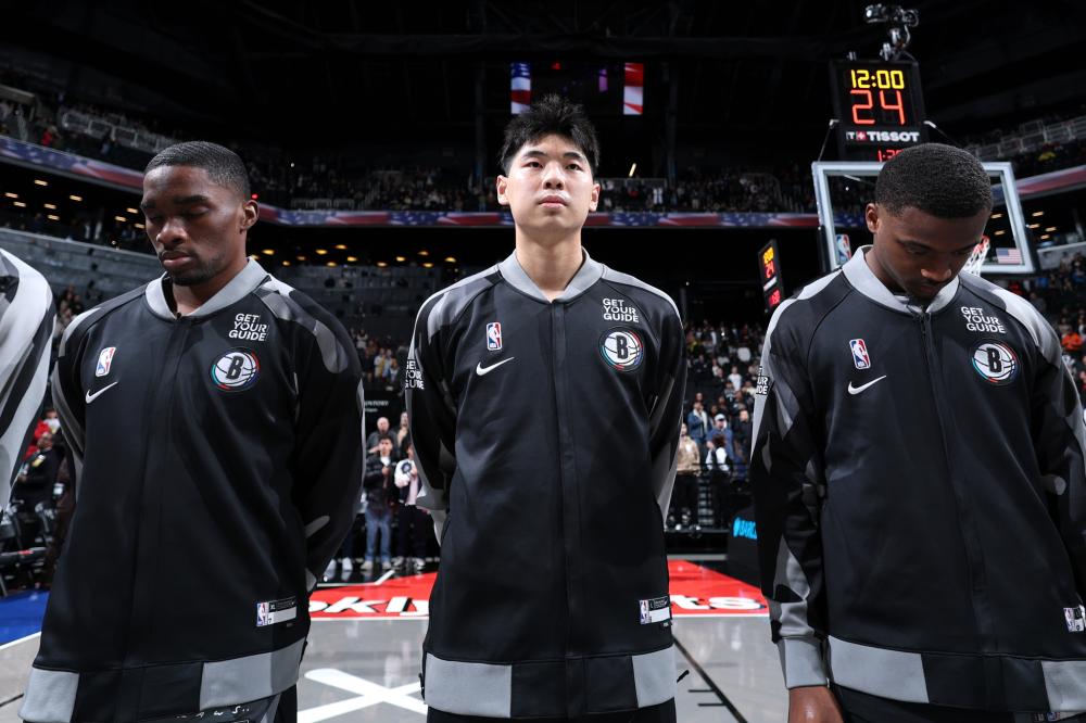 骆建佑和杨 骆建佑和杨