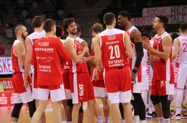 赛中占据优 赛中占据优